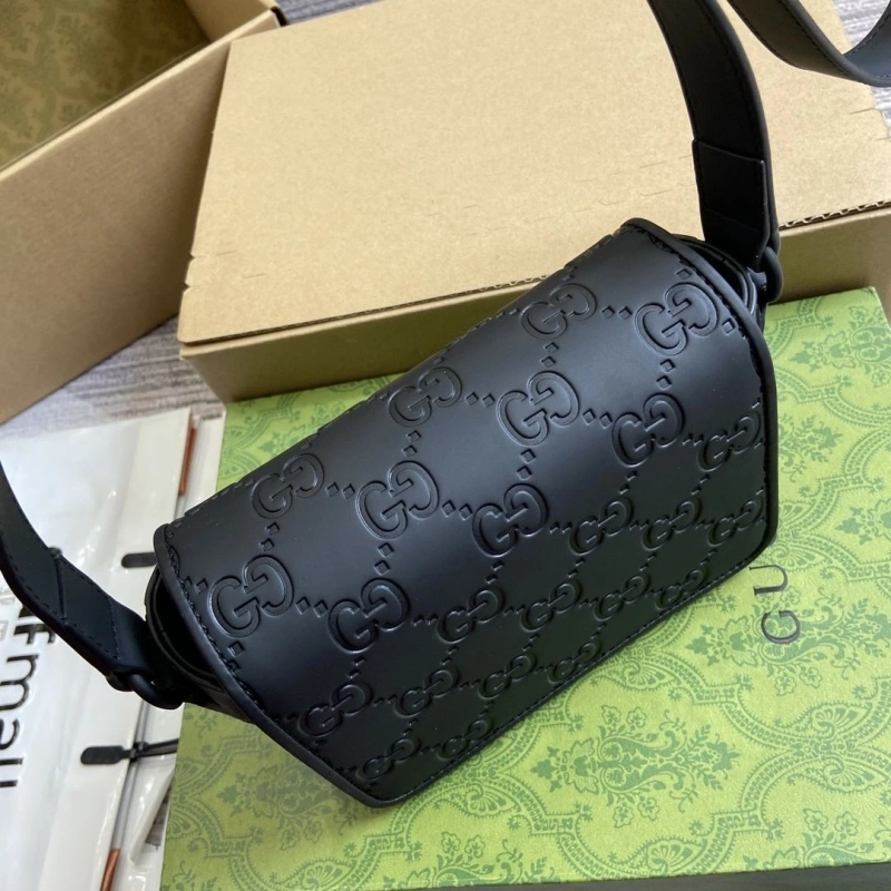 Gvc*1 satchel bags 4011-0001