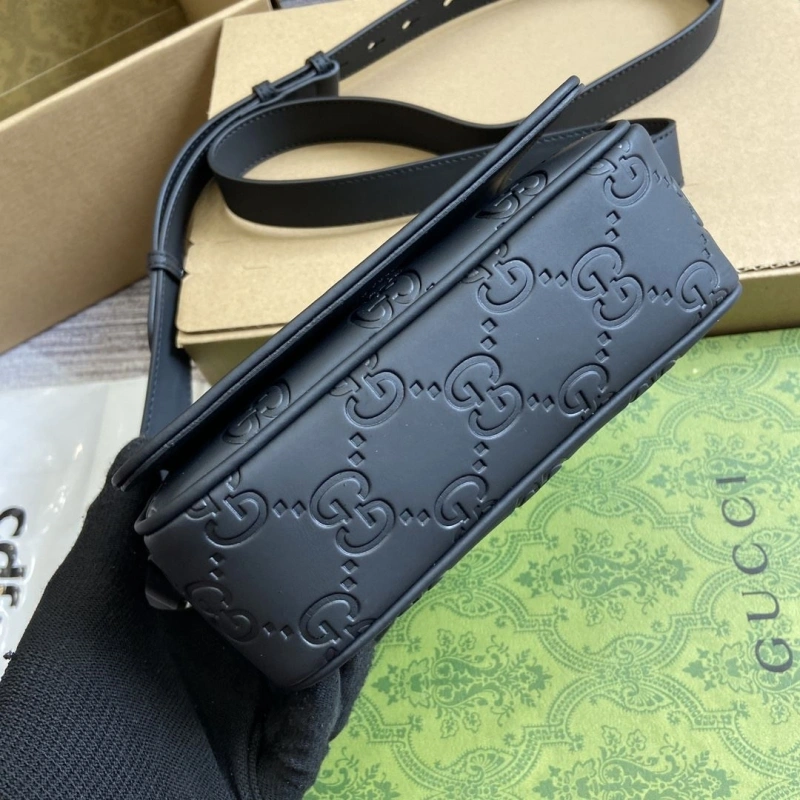 Gvc*1 satchel bags 4011-0001
