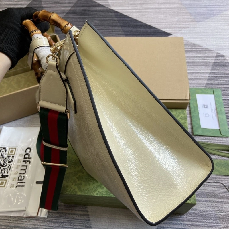 Gvc*1 top handle bags 4011-0067