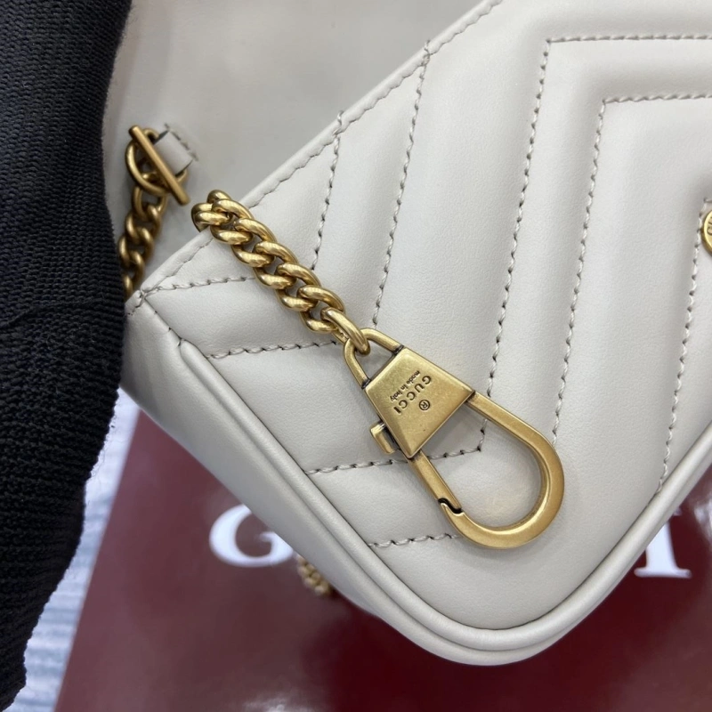 Gvc*1 satchel bags 4011b-0064