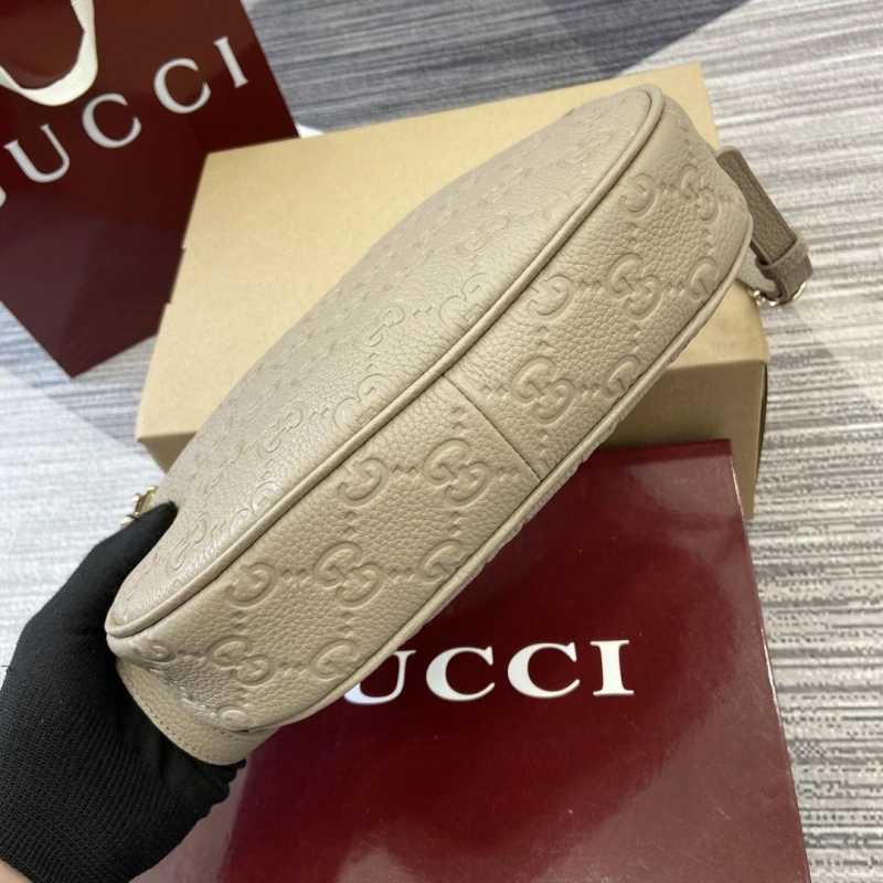 Gvc*1 top handle bags 4011c-0050
