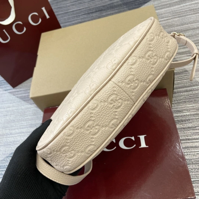 Gvc*1 top handle bags 4011c-0052