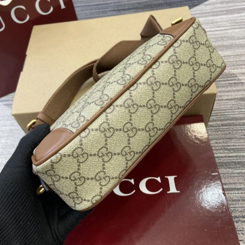 Gvc*1 satchel bags 4011c-0182