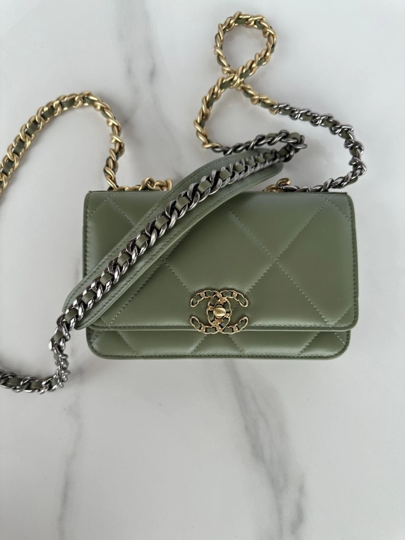 Ch**el 19 bags 4016a-0156