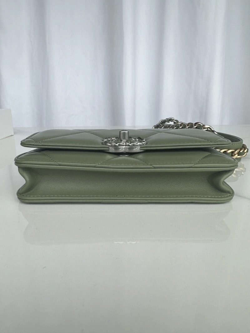 Ch**el 19 bags 4016a-0157