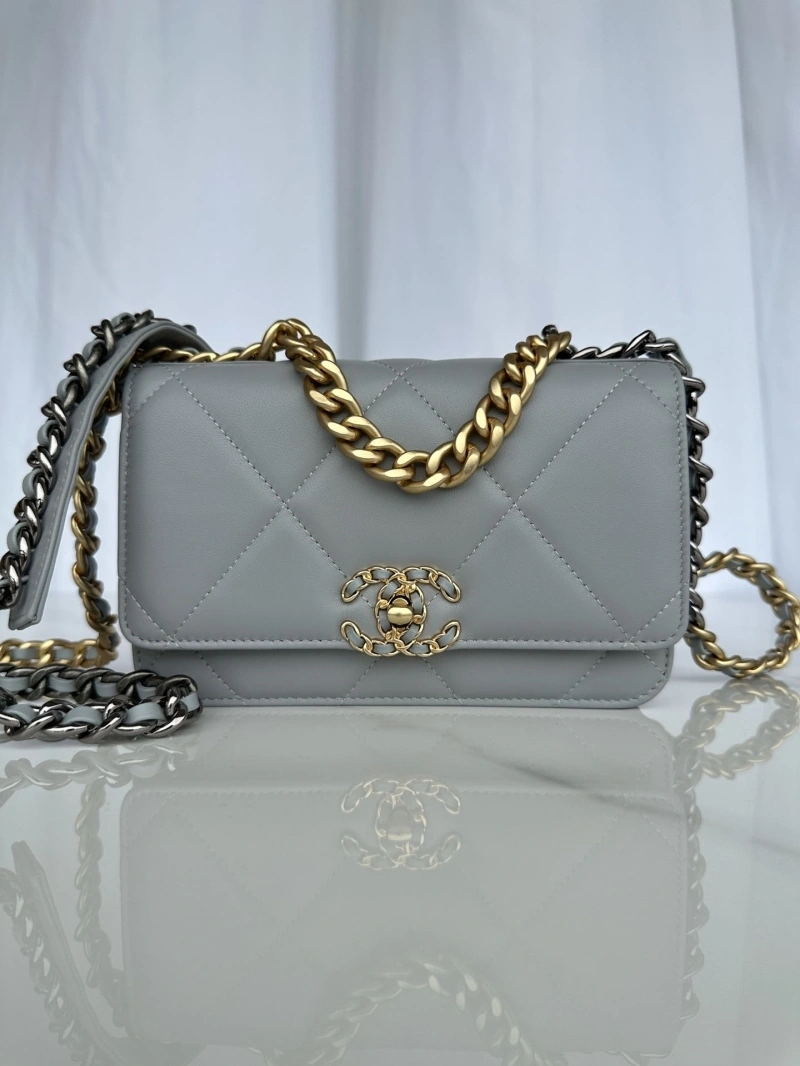 Ch**el 19 bags 4016a-0159