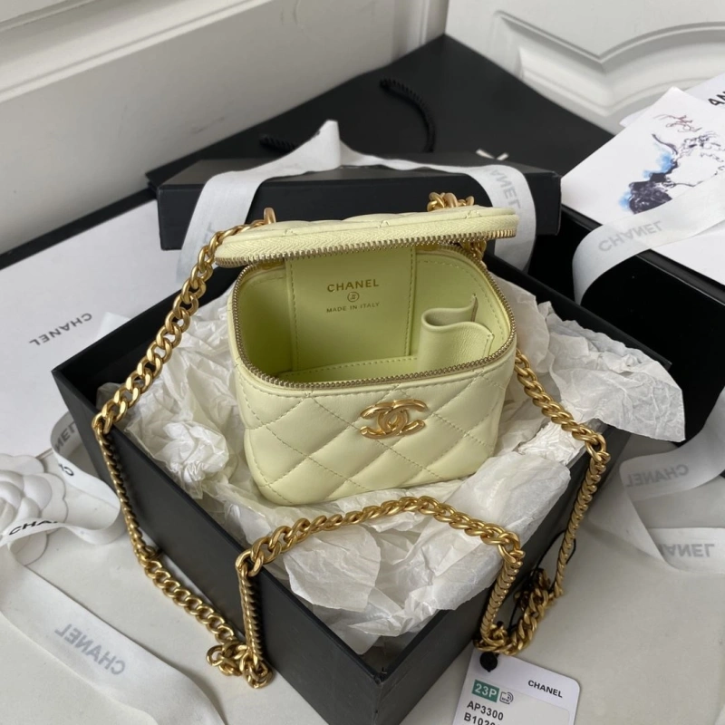 Ch**el cosmetic bags 4016a-0178