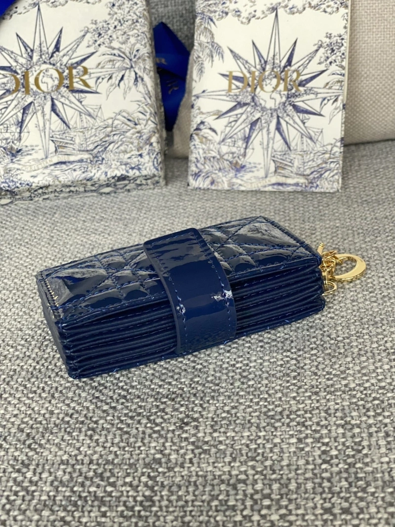 Ch**el wallets 4016a-0864