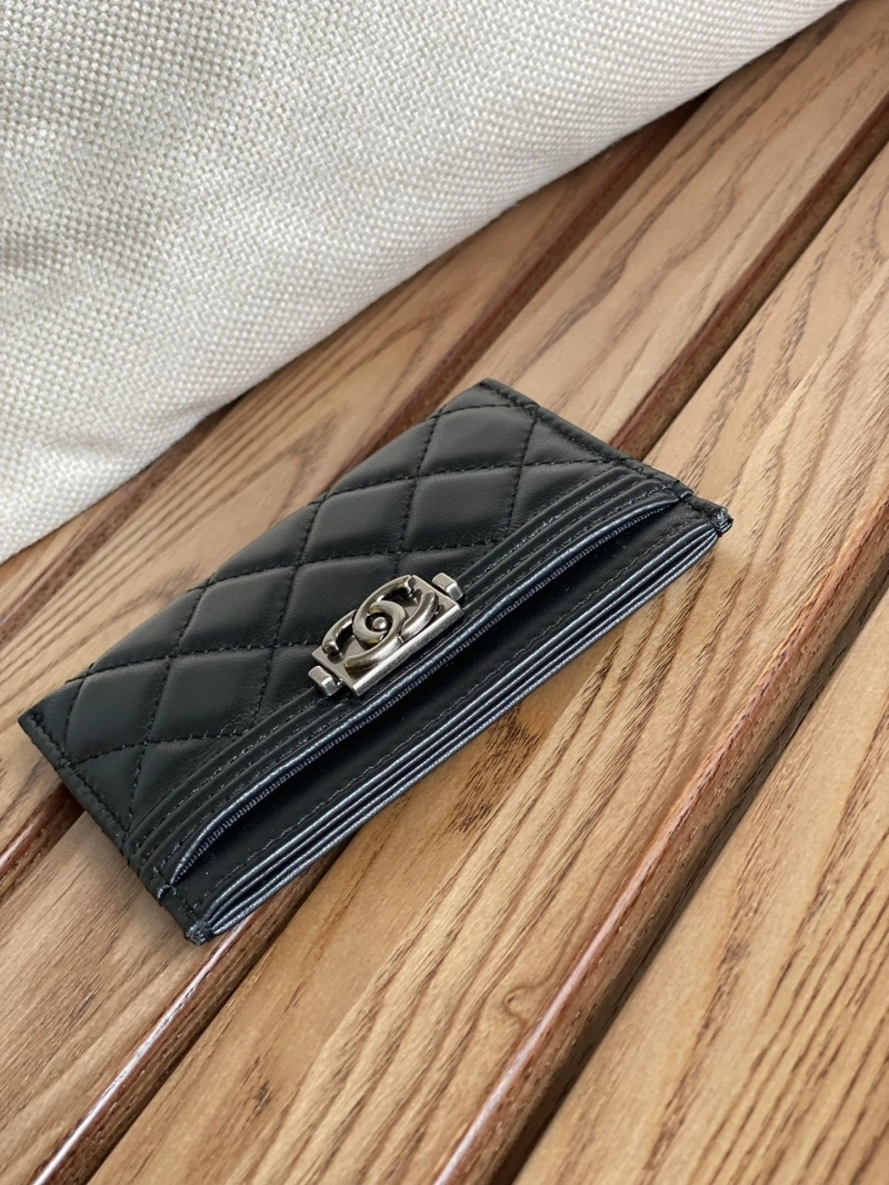 Ch**el wallets 4016a-0879