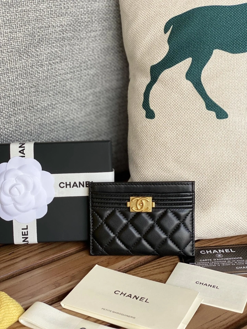 Ch**el wallets 4016a-0880