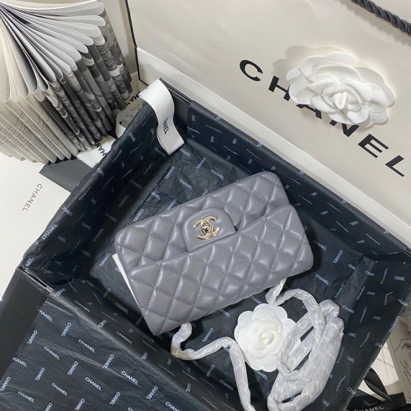 Ch**el cf series bags 4016a-0926