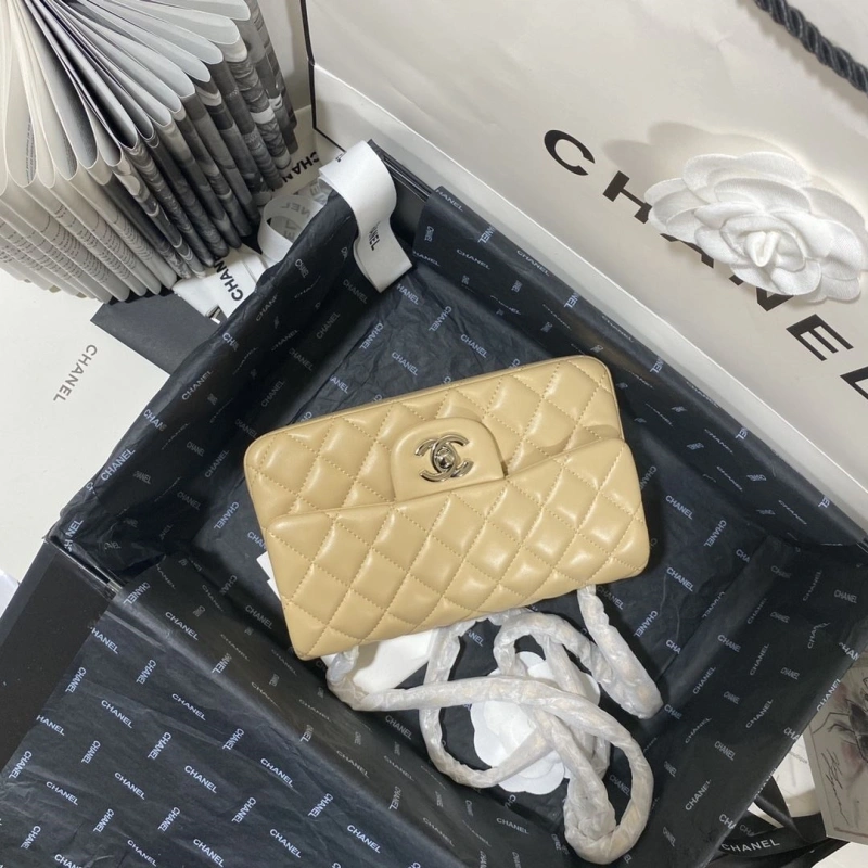 Ch**el cf series bags 4016a-0929