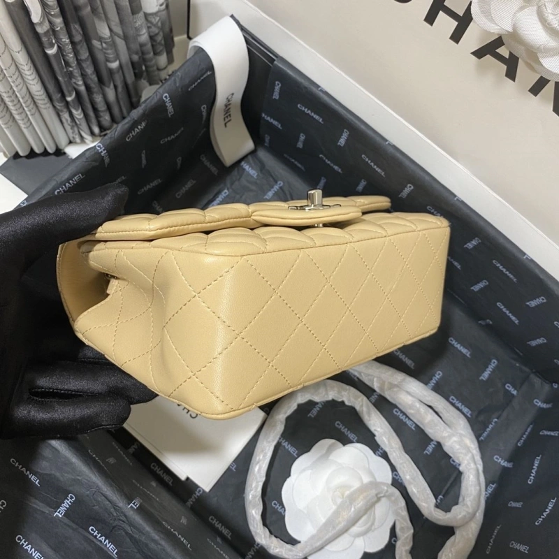 Ch**el cf series bags 4016a-0929