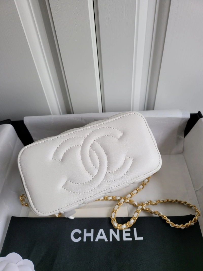 Ch**el cosmetic bags 4017-0043