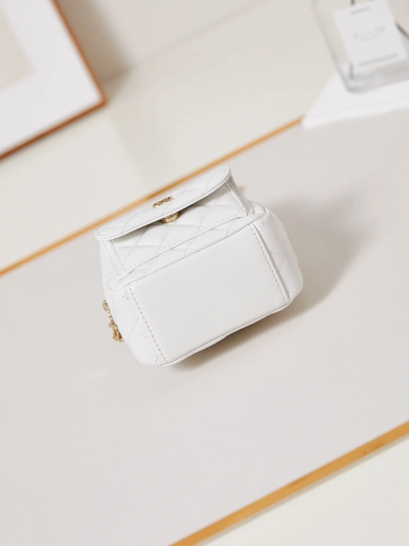 Ch**el backpacks 4017-0062