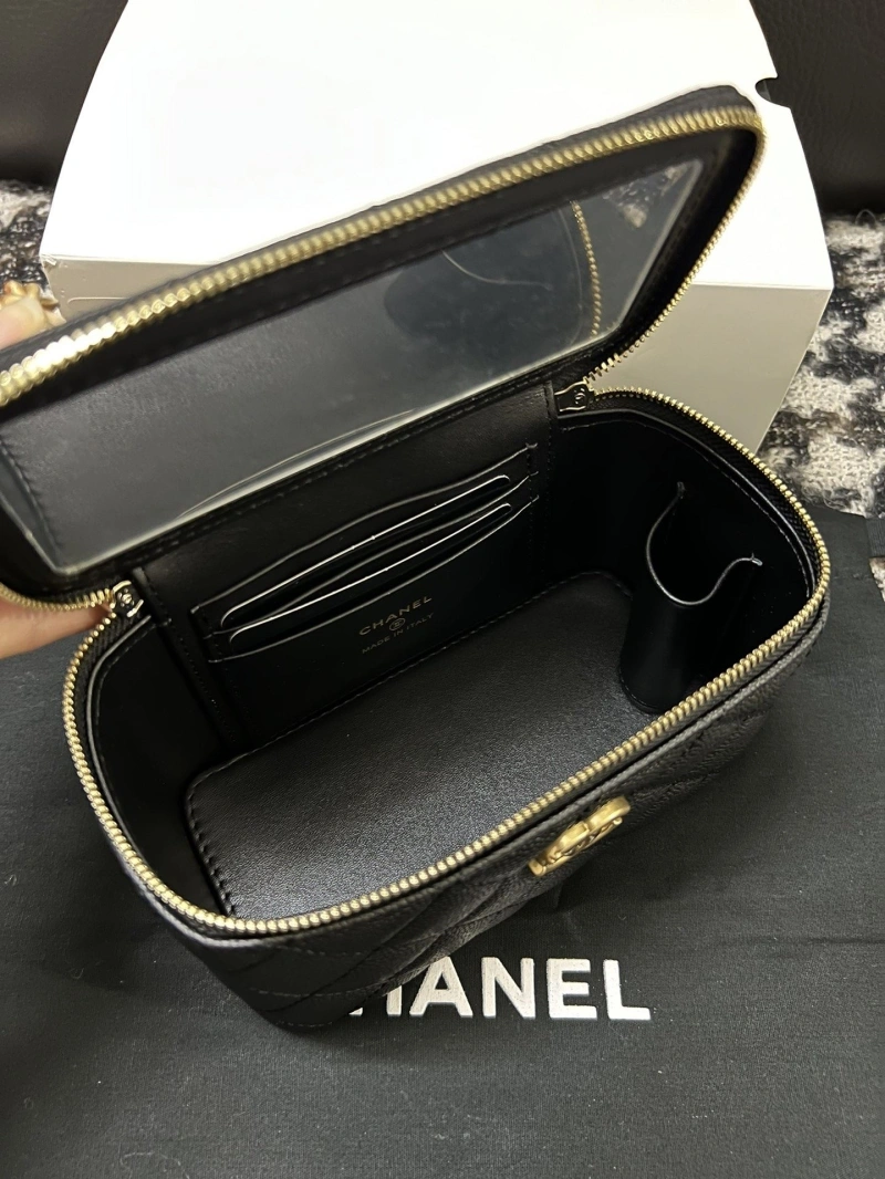 Ch**el cosmetic bags 4017-0348