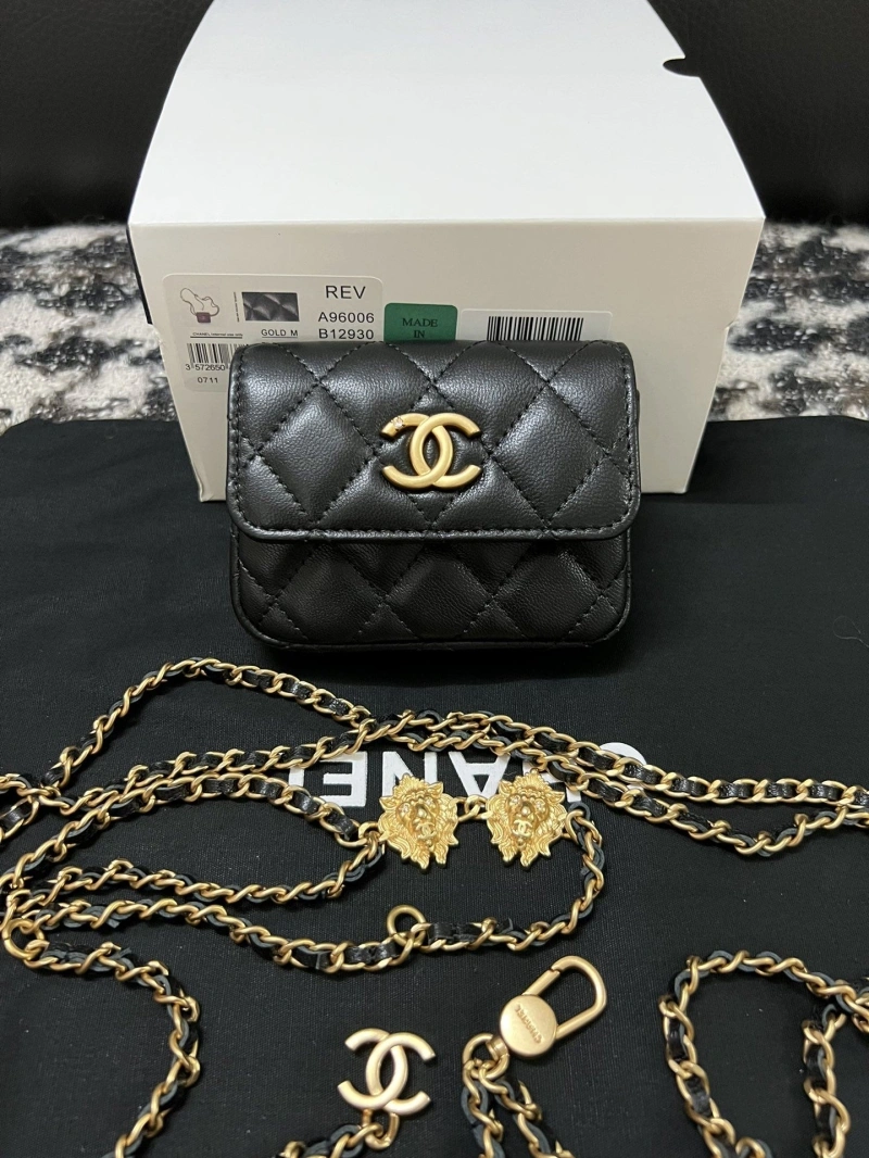 Ch**el wallets 4017-0359
