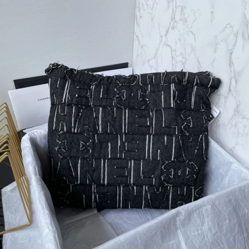 Ch**el shopping bags 4017-0383