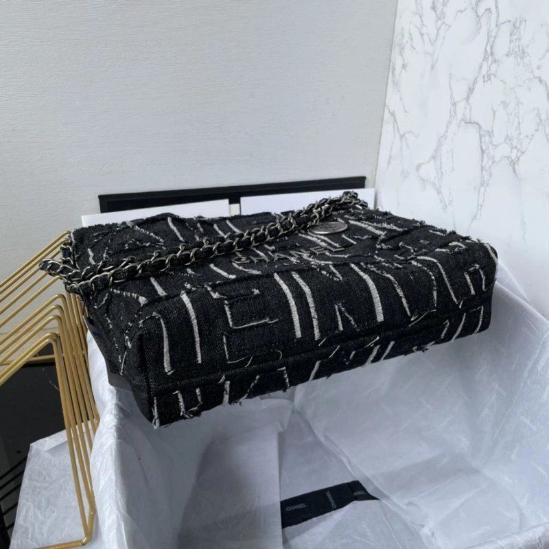 Ch**el shopping bags 4017-0385