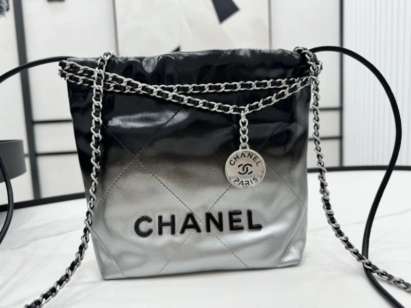 Ch**el shopping bags 4017-0390