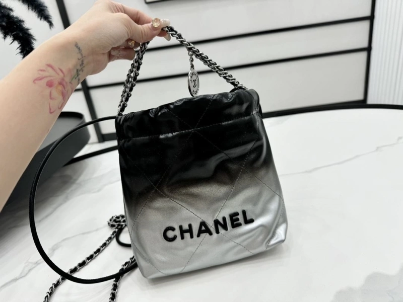 Ch**el shopping bags 4017-0390