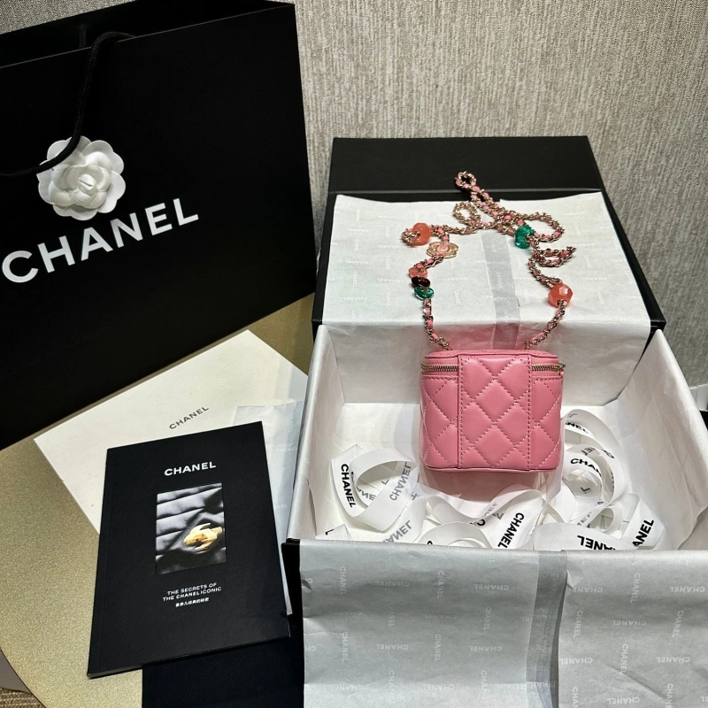 Ch**el cosmetic bags 4017-0465