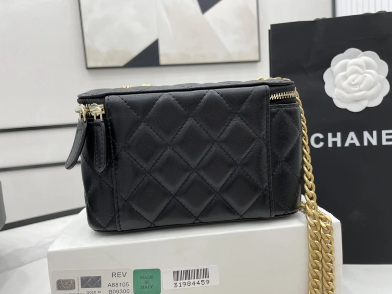 Ch**el cosmetic bags 4017-0510