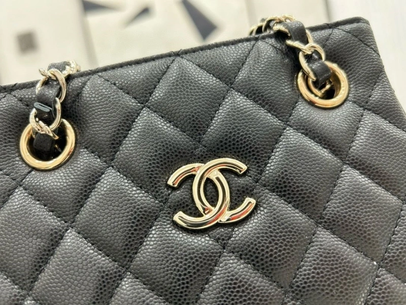 Ch**el shopping bags 4017-0666