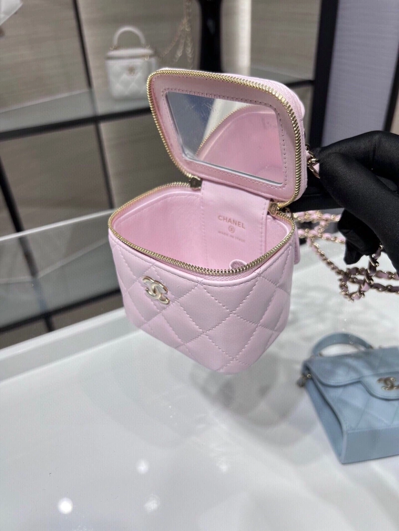 Ch**el cosmetic bags 4017-0699
