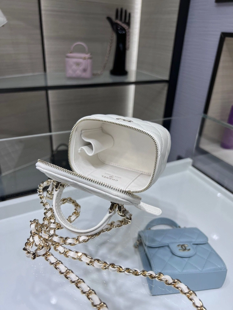 Ch**el cosmetic bags 4017-0700