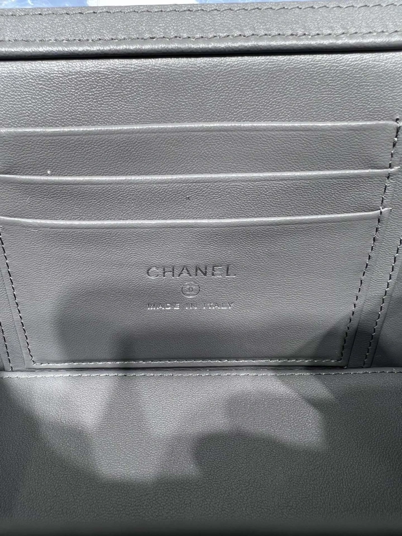 Ch**el cosmetic bags 4017-0703
