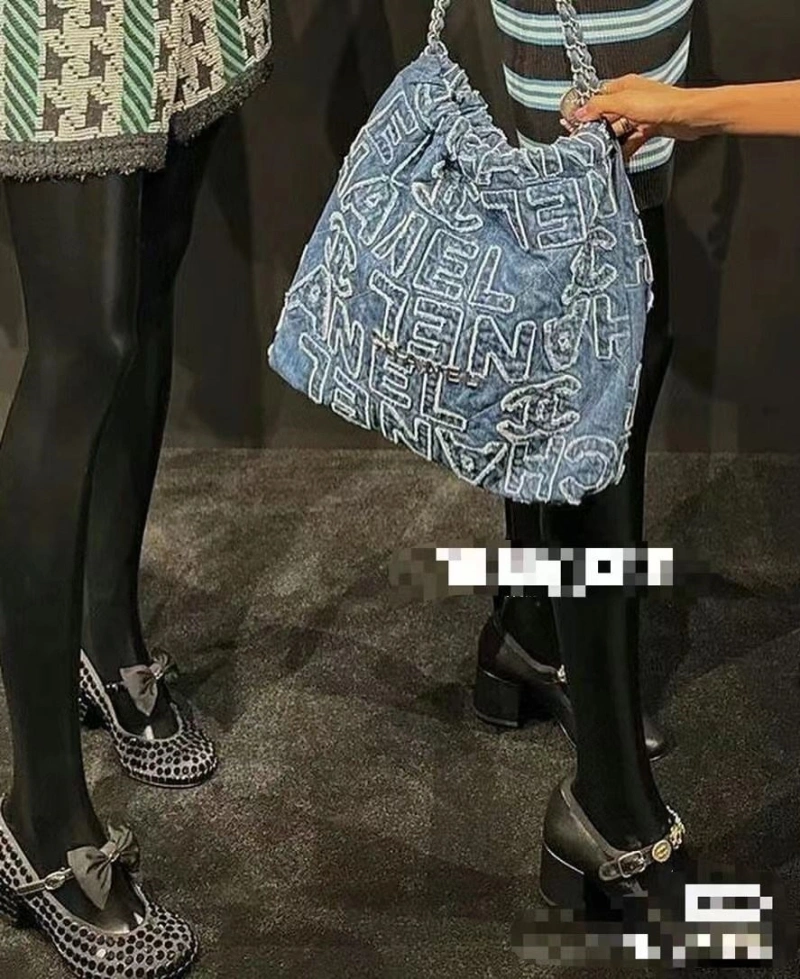 Ch**el shopping bags 4017-0757
