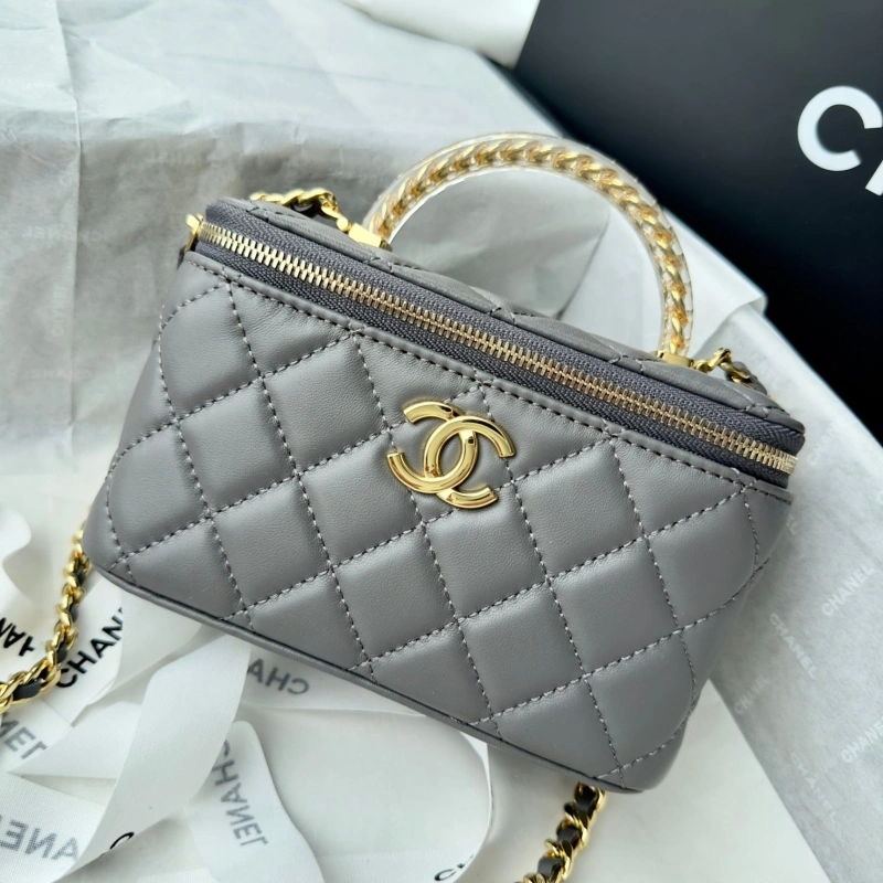 Ch**el cosmetic bags 4017-0766