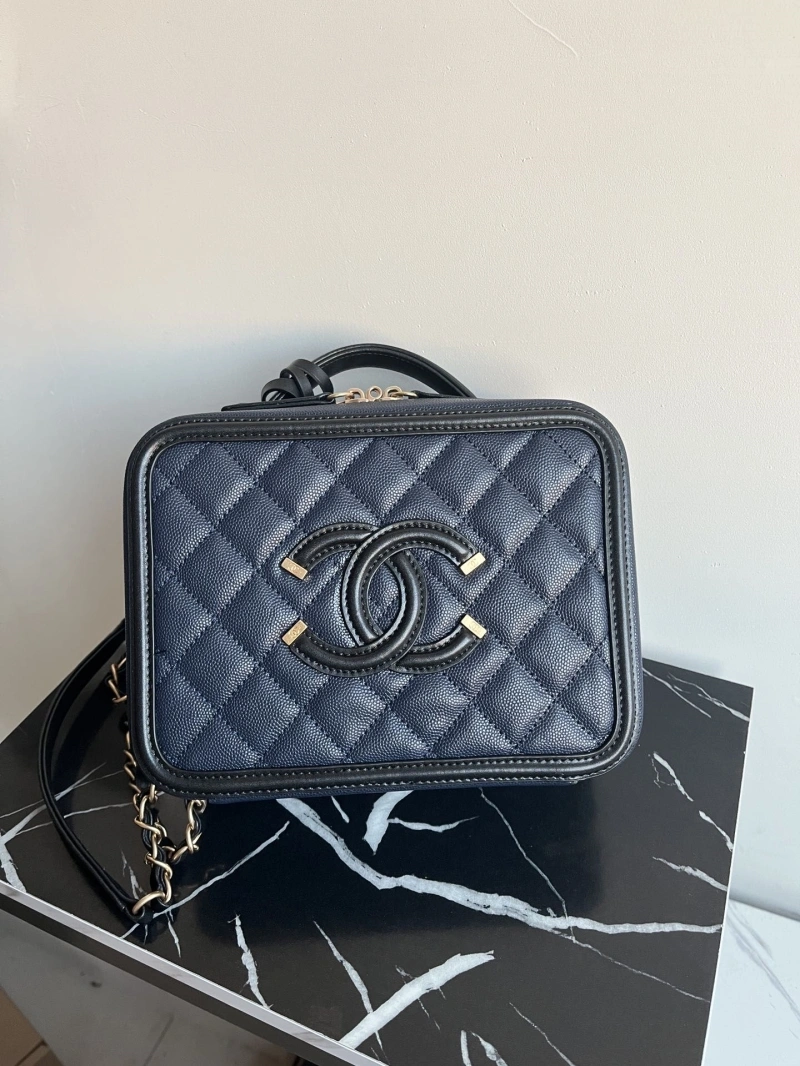 Ch**el cosmetic bags 4017-0821