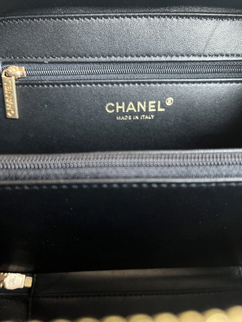 Ch**el cosmetic bags 4017-0821