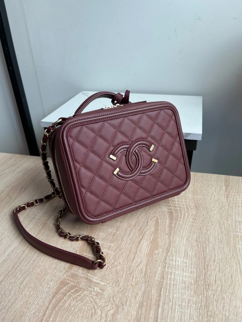 Ch**el cosmetic bags 4017-0824