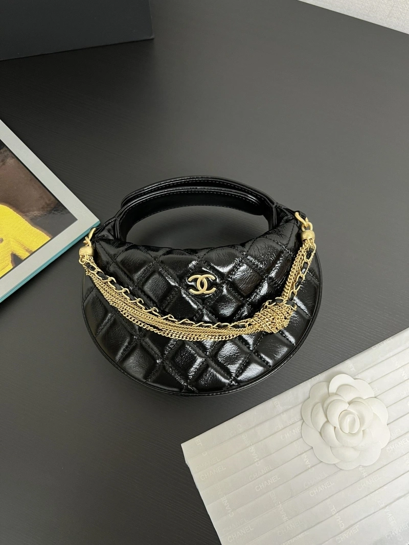 Ch**el round bags 4017-0953