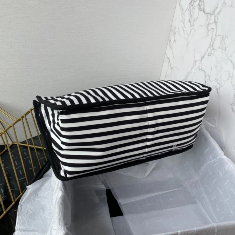 Ch**el shopping bags 4017-0957