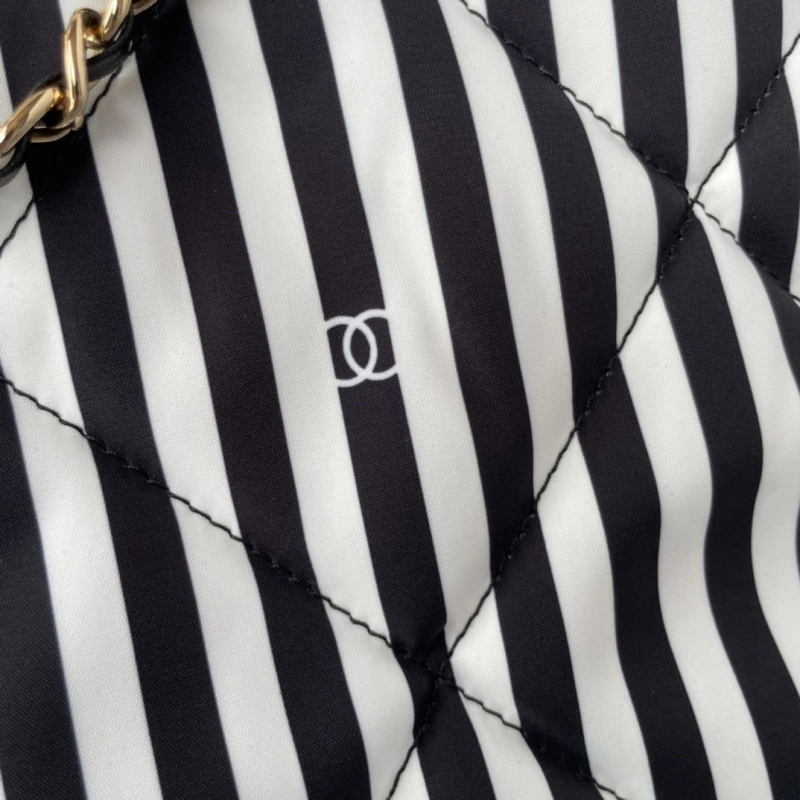 Ch**el shopping bags 4017-0963