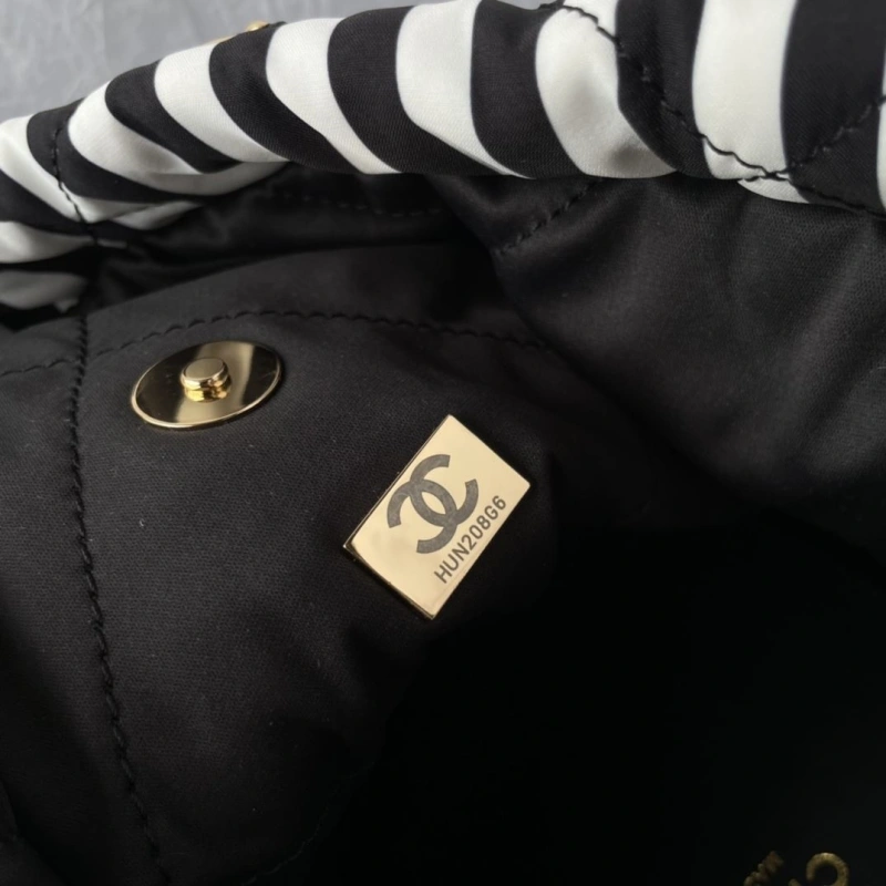 Ch**el shopping bags 4017-0963