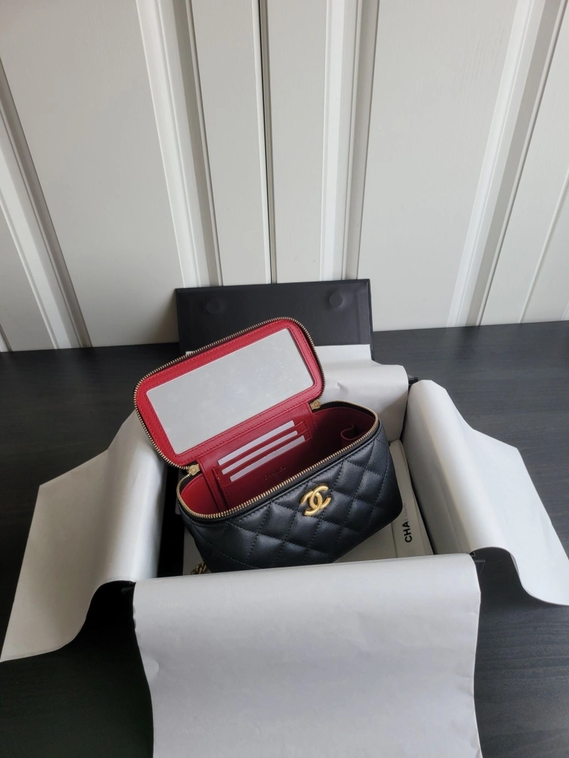 Ch**el cosmetic bags 4017-1047