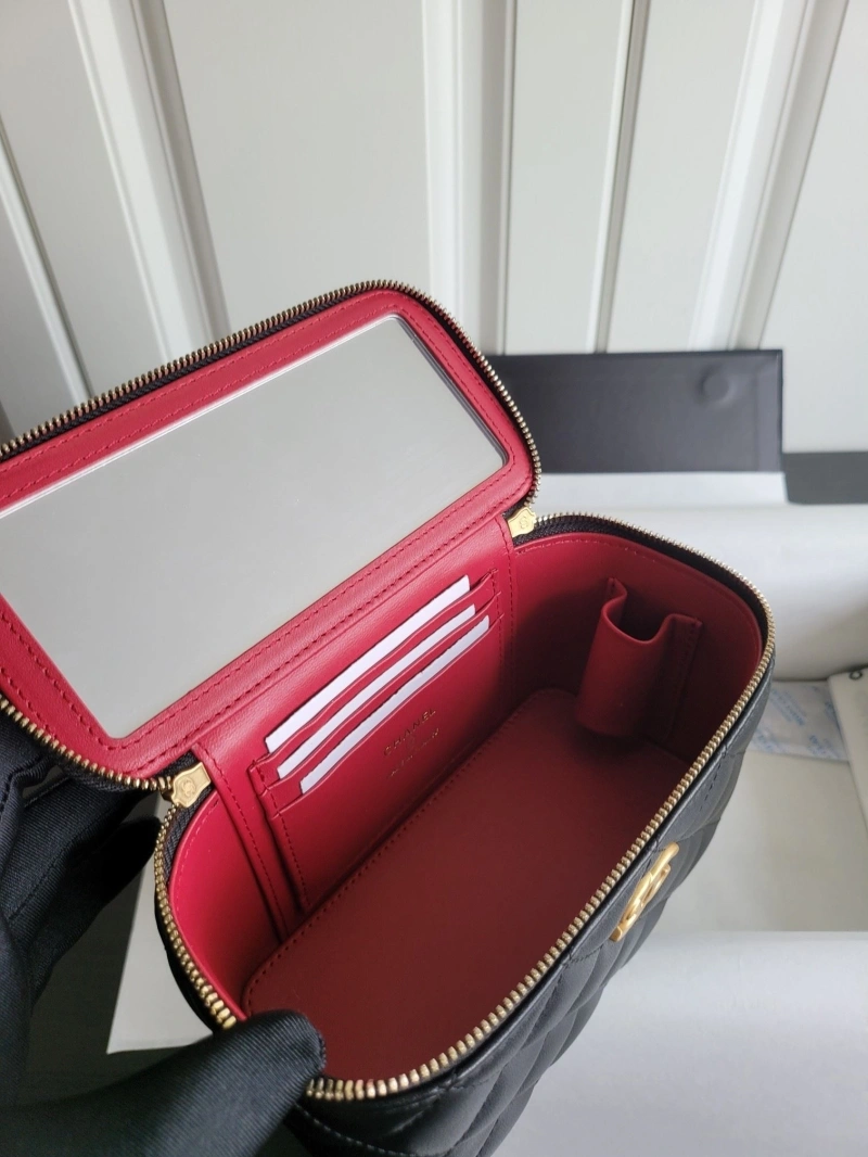 Ch**el cosmetic bags 4017-1047