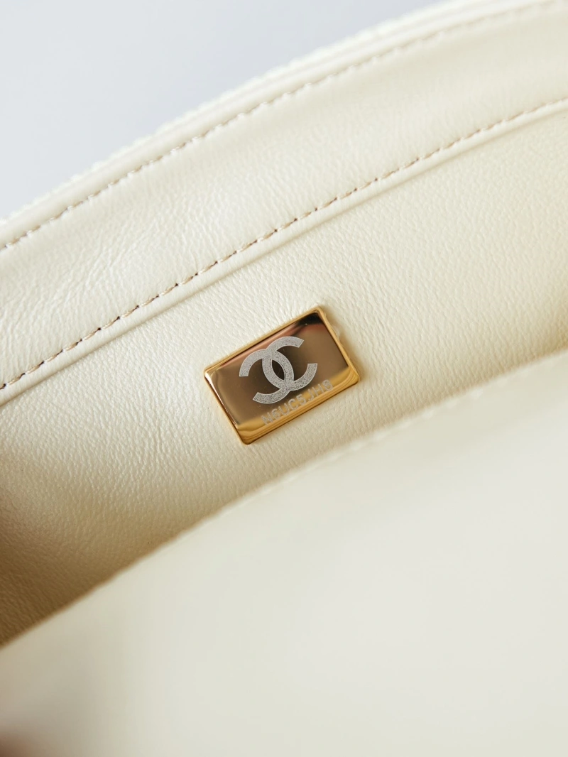 Ch**el cf series bags 4017-1051