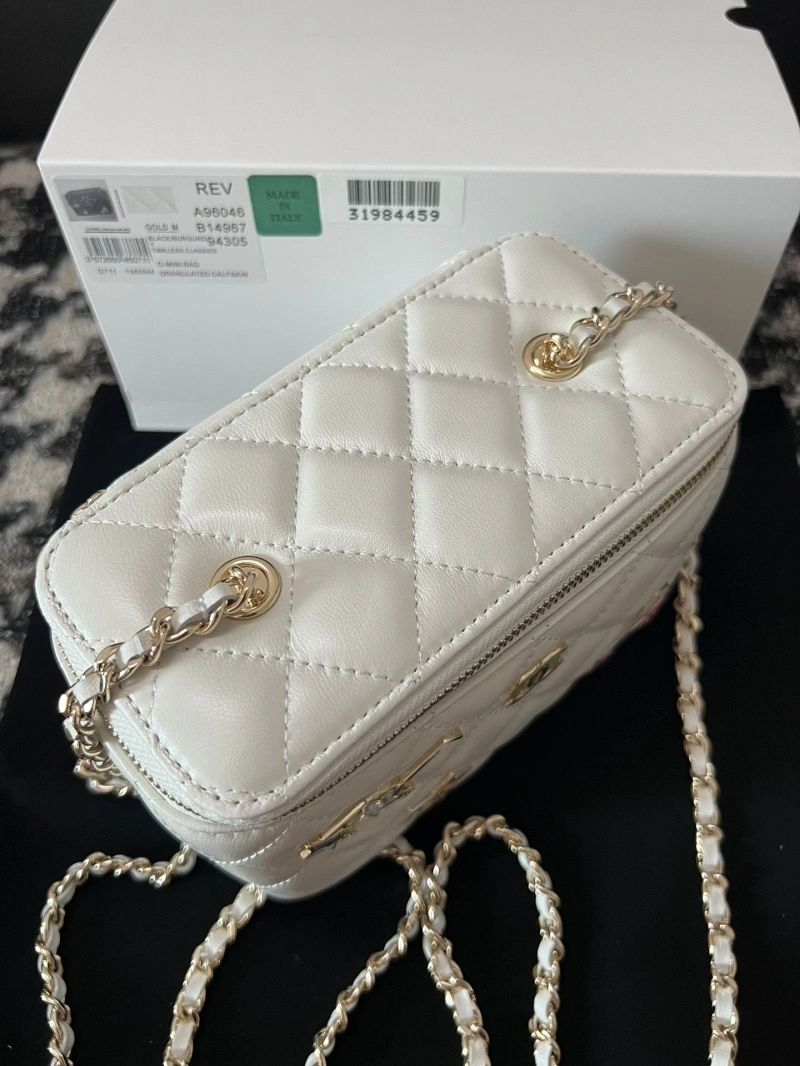 Ch**el cosmetic bags 4017-1113