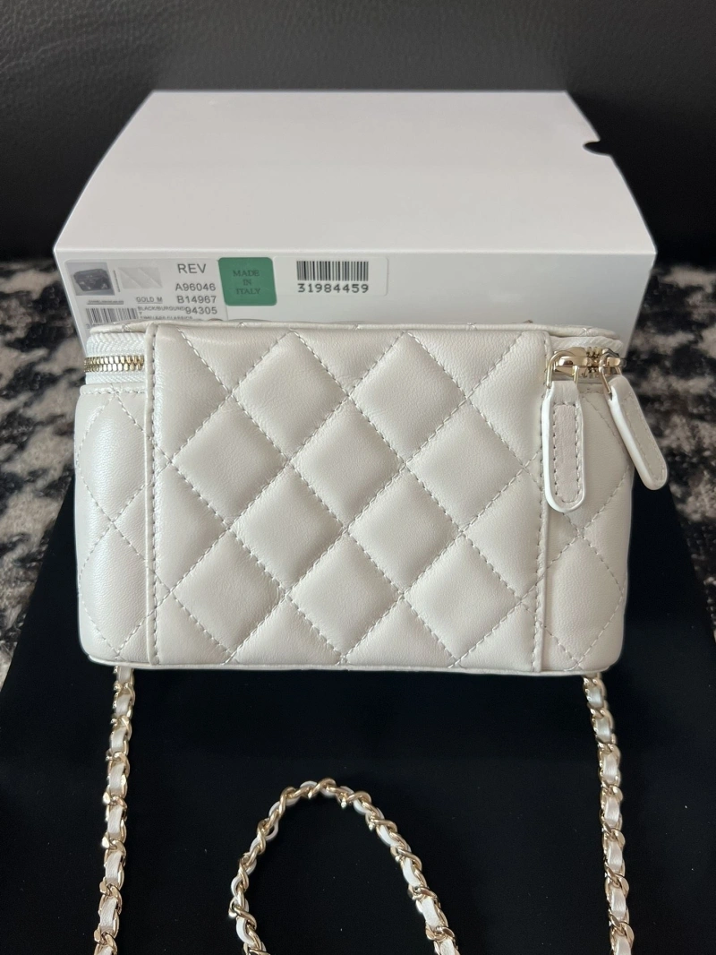 Ch**el cosmetic bags 4017-1113