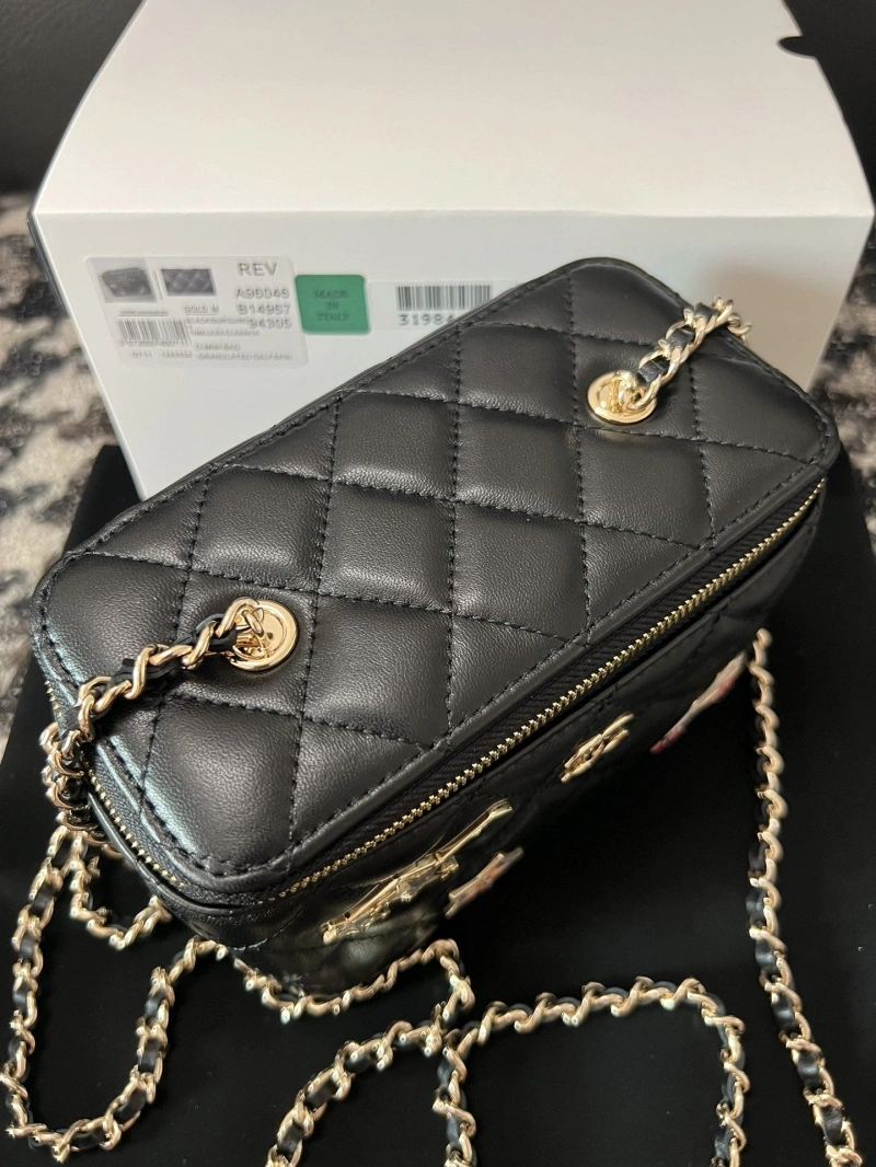 Ch**el cosmetic bags 4017-1114