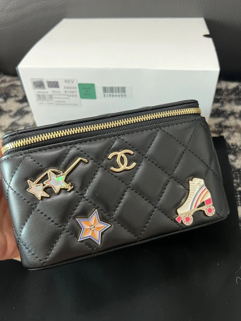 Ch**el cosmetic bags 4017-1114