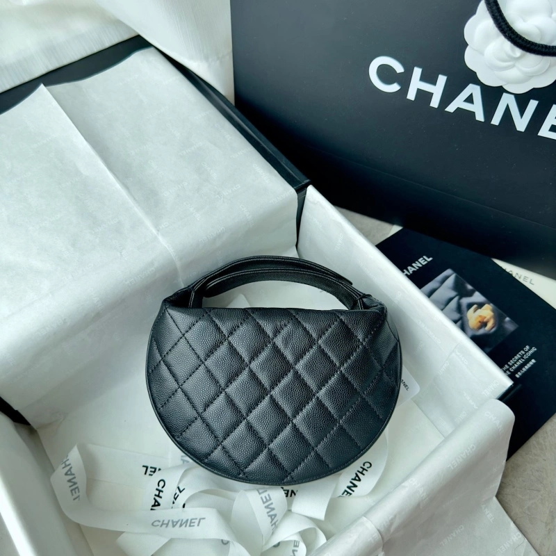 Ch**el round bags 4017-1324