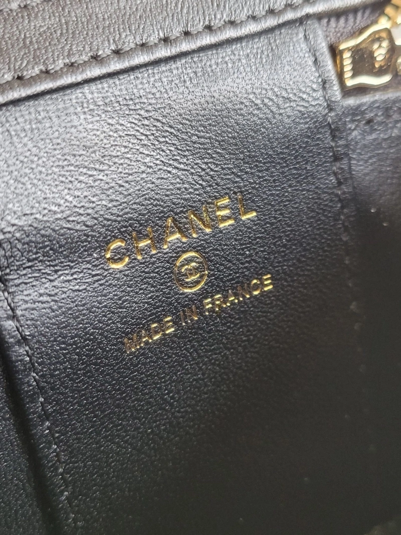 Ch**el cosmetic bags 4017-1649
