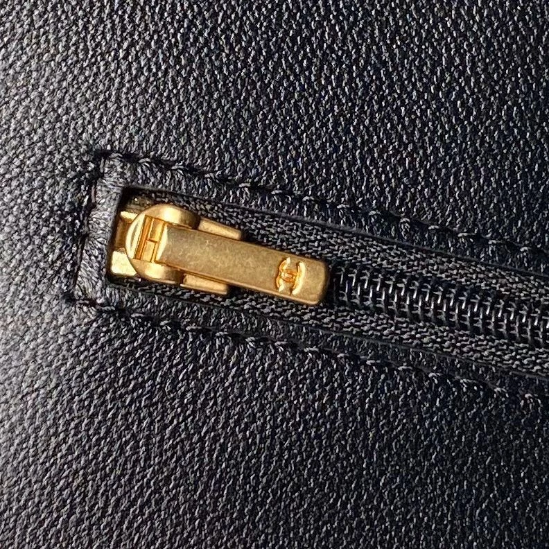 Ch**el woc bags 4017-1656